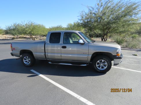 Used 1999 Chevrolet Silverado 1500 LS w/ Off-Road Chassis Pkg image 29