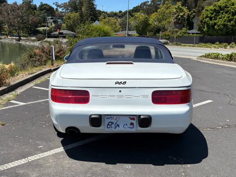 Used 1993 Porsche 968 Cabriolet RWD image 15
