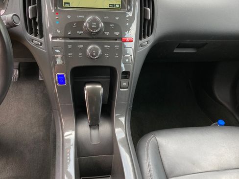 Used 2013 Chevrolet Volt Premium w/ Premium Trim Package image 14