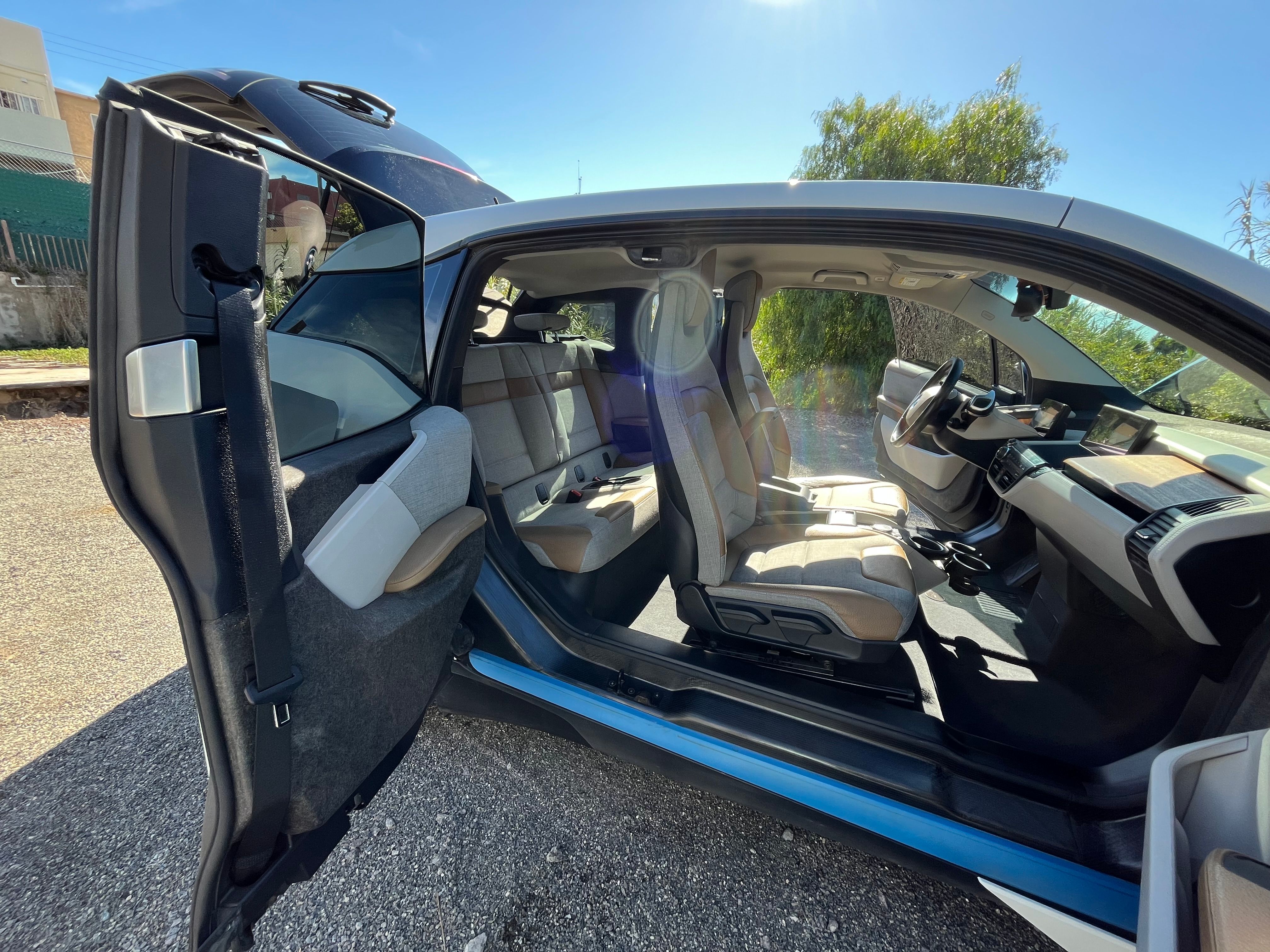 Used 2015 BMW i3 w/ Range Extender RWD image 25