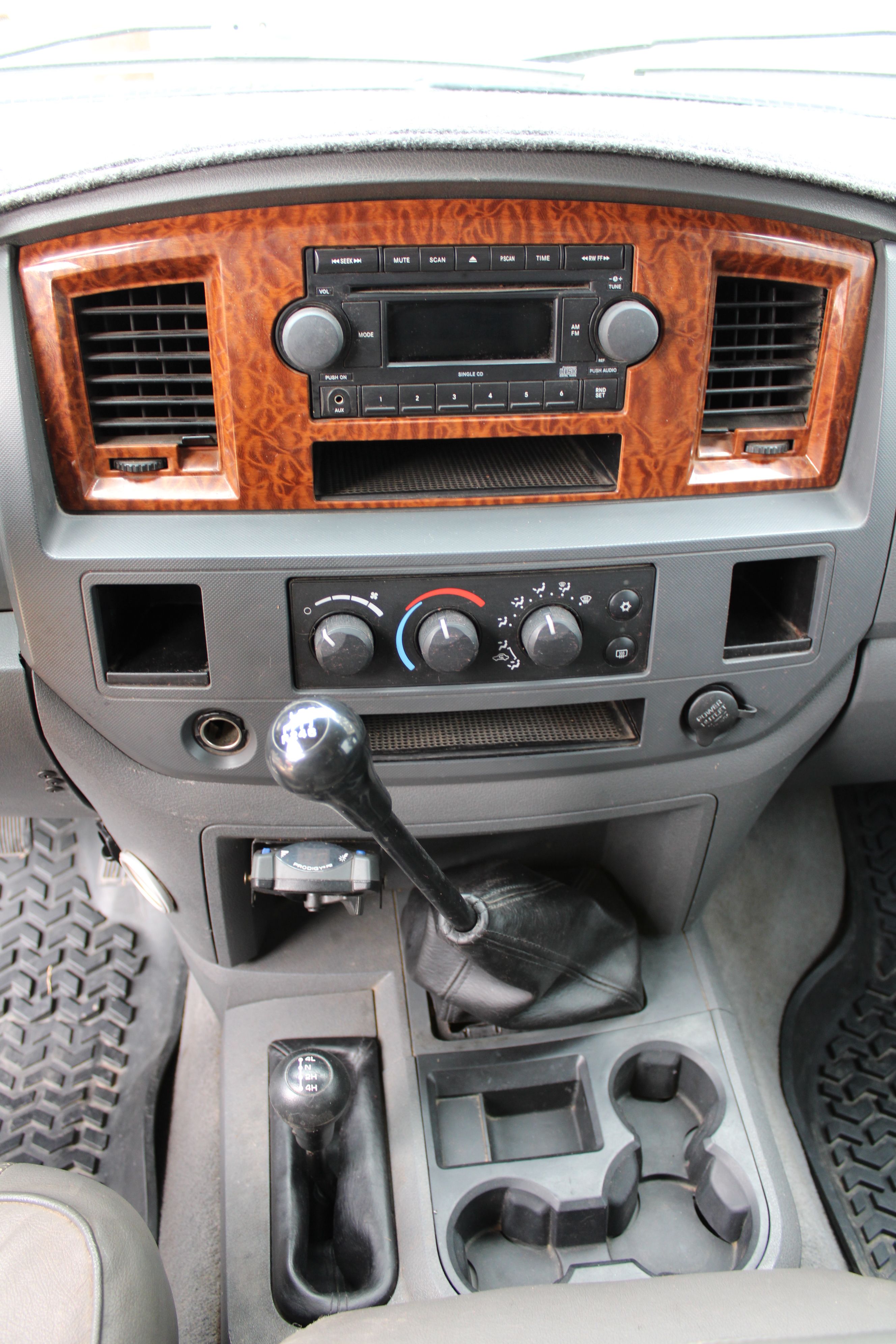 Used 2006 Dodge Ram 3500 Truck SLT AWD/4WD image 13
