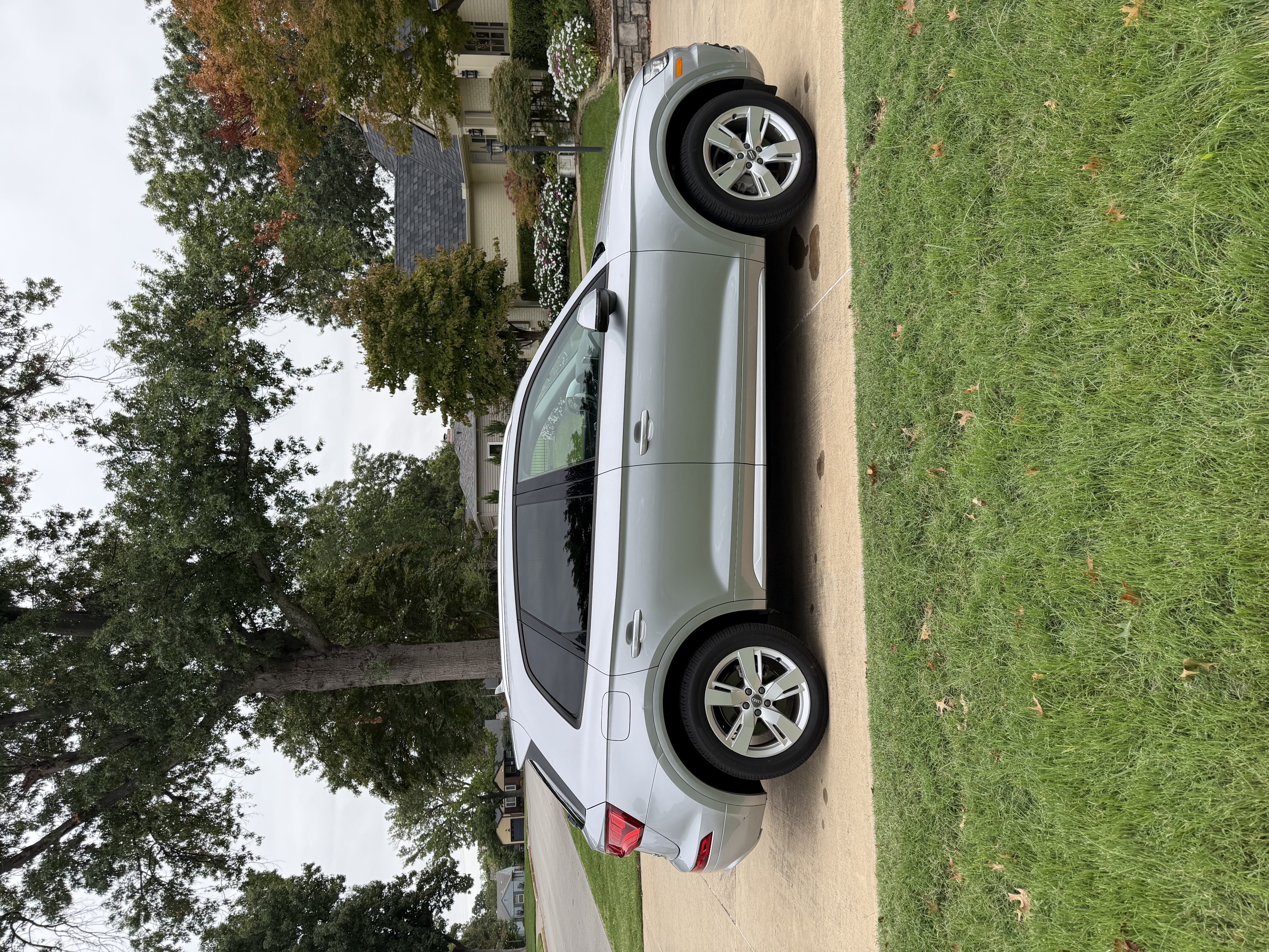Used 2018 Audi Q5 2.0T Premium AWD/4WD image 2