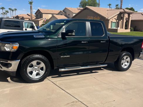Used 2019 RAM 1500 Big Horn AWD/4WD image 2