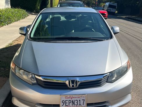 Used 2012 Honda Civic LX image 2