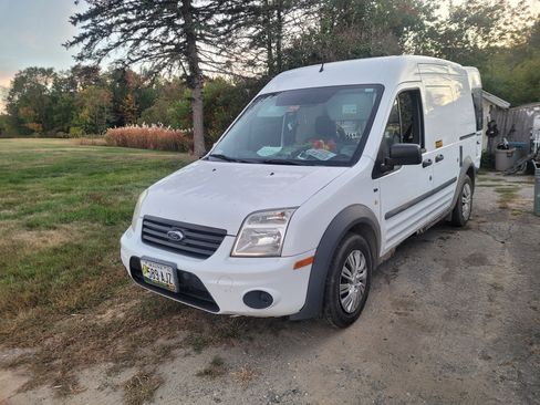 Used 2012 Ford Transit Connect XLT image 1
