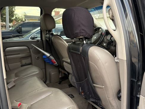 Used 2004 Dodge Ram 1500 Truck SLT w/ Trailer Tow Group image 13