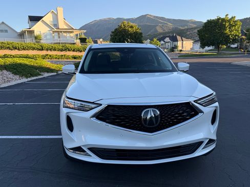 Used 2022 Acura MDX SH-AWD w/ Technology Package image 2