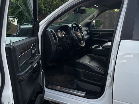 Used 2019 RAM 2500 Laramie AWD/4WD image 9