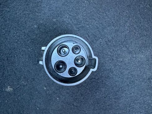 Used 2020 Tesla Model Y Long Range image 5