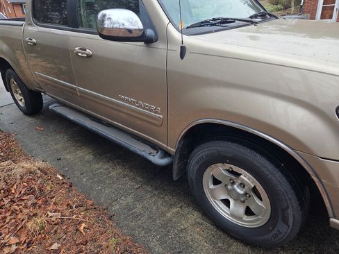 Used 2004 Toyota Tundra SR5 image 11