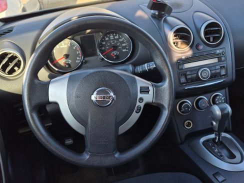 Used 2012 Nissan Rogue S image 4