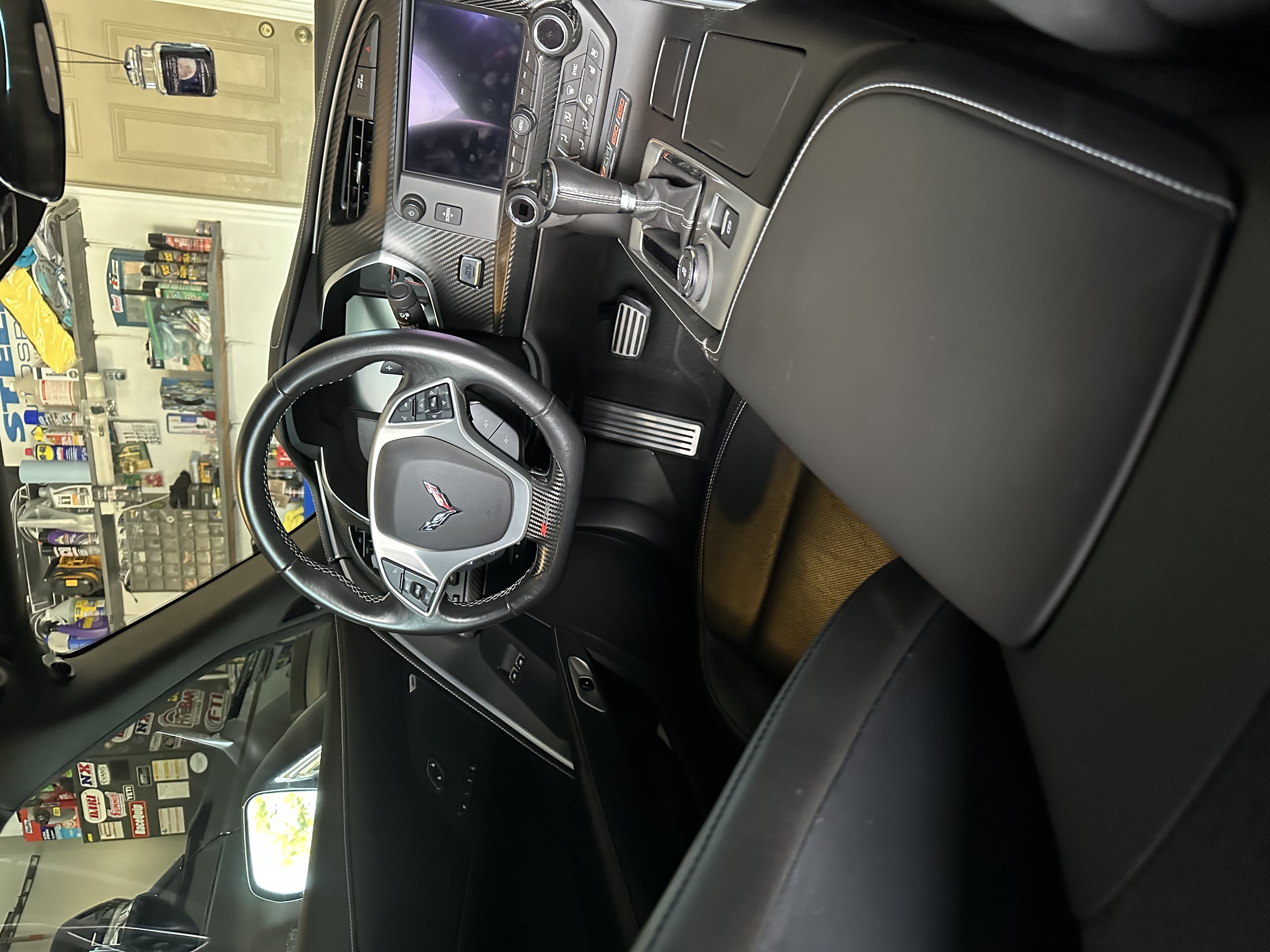 Used 2019 Chevrolet Corvette Z06 RWD image 11