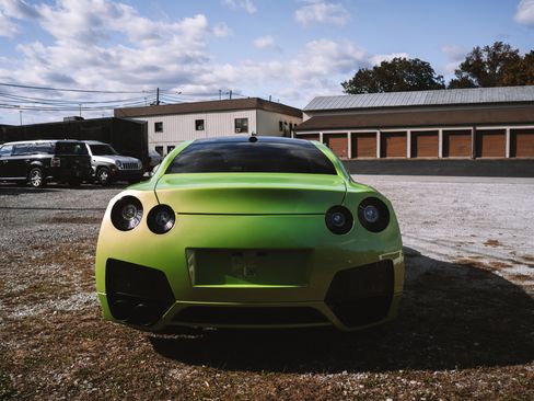 Used 2010 Nissan GT-R Premium image 11