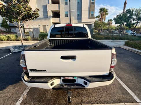 Used 2013 Toyota Tacoma PreRunner w/ TRD Sport Pkg RWD image 15