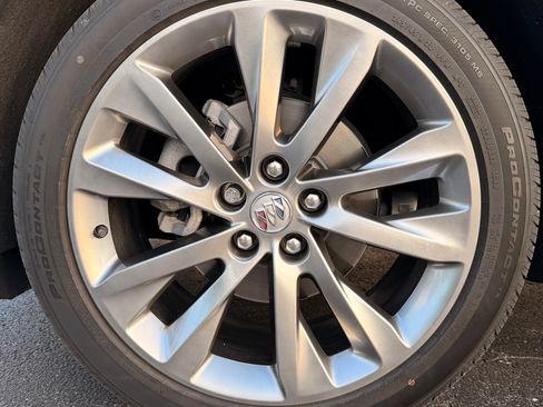 Used 2021 Buick Envision Avenir w/ Technology Package II AWD/4WD image 12
