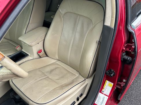 Used 2012 Lincoln MKZ FWD image 16