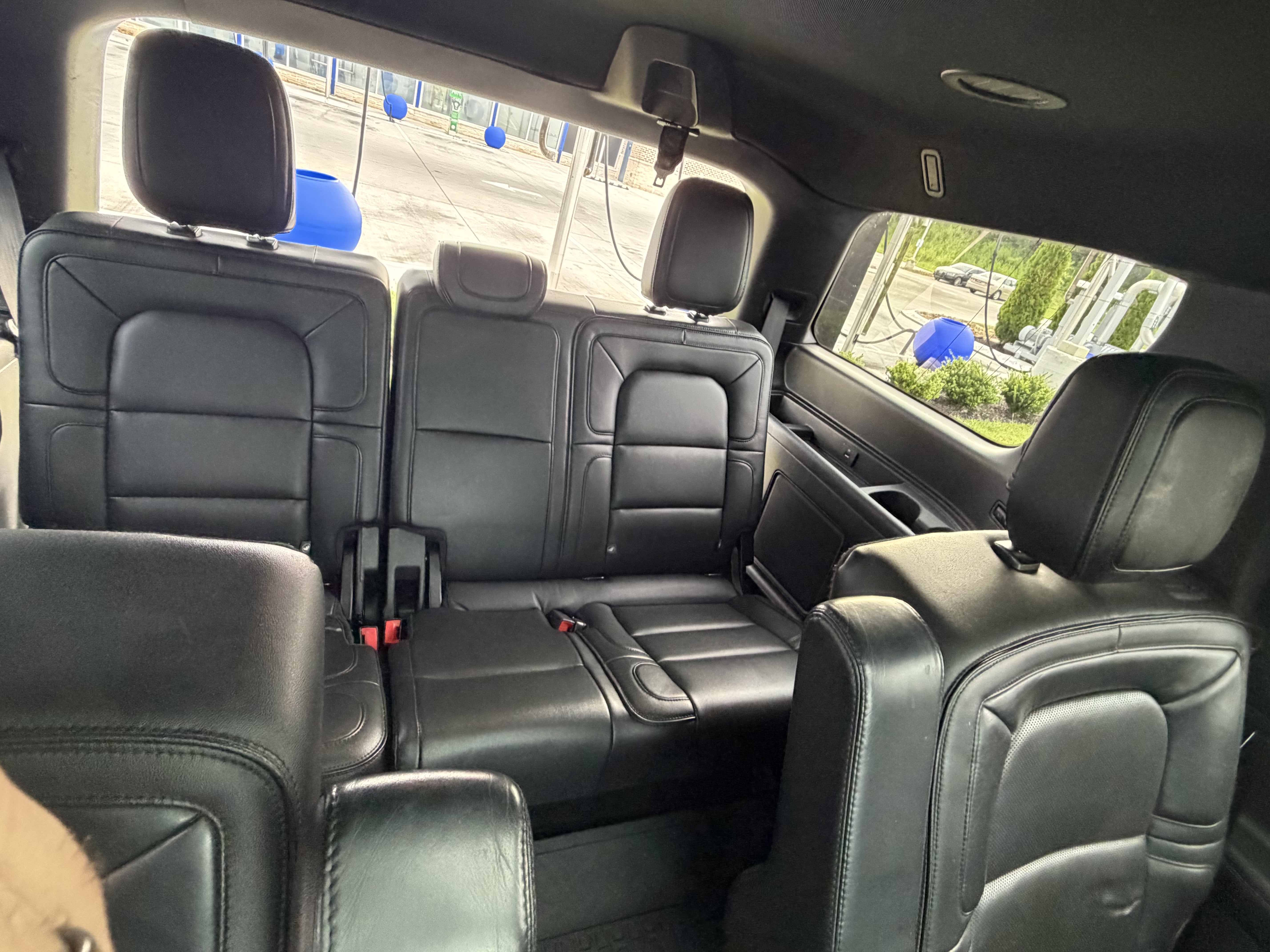 Used 2018 Lincoln Navigator Reserve AWD/4WD image 9