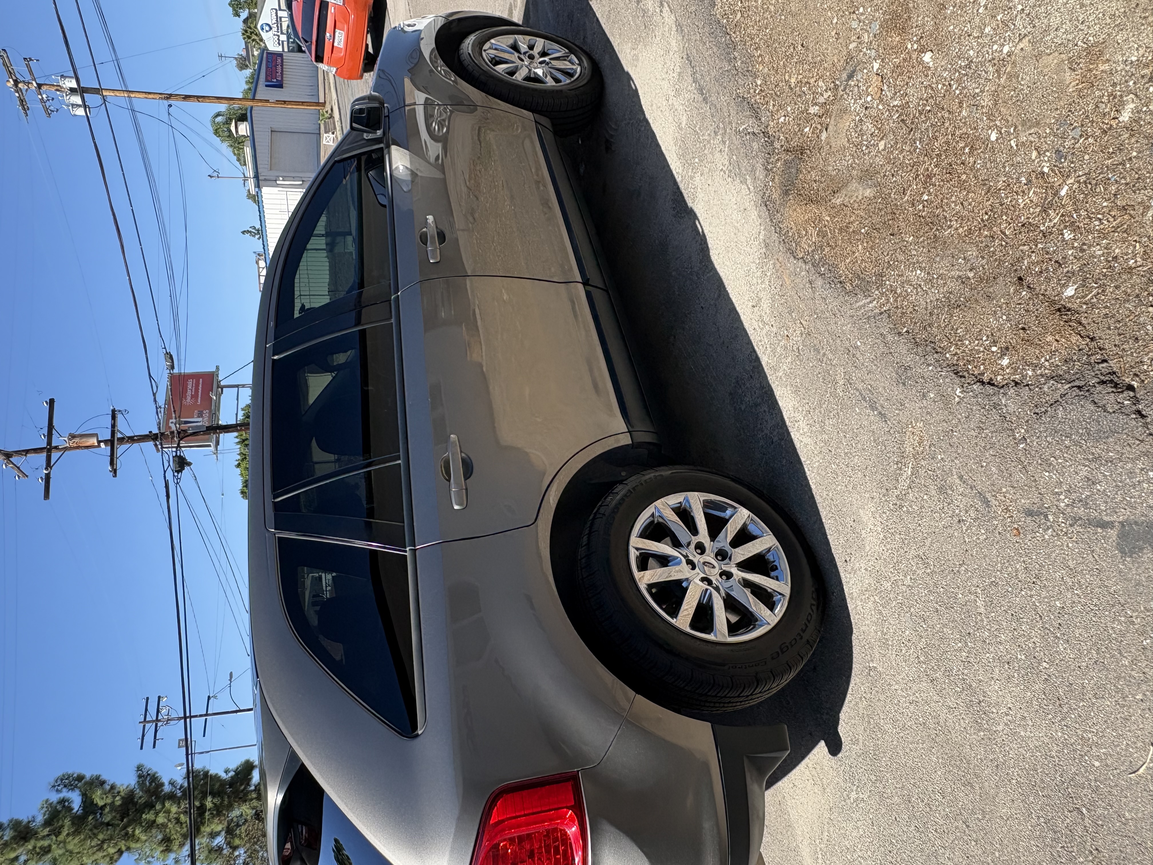 Used 2013 Ford Edge SEL FWD image 15
