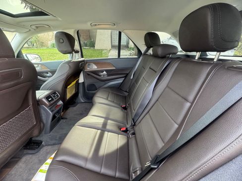 Used 2020 Mercedes-Benz GLE 350 4MATIC image 4