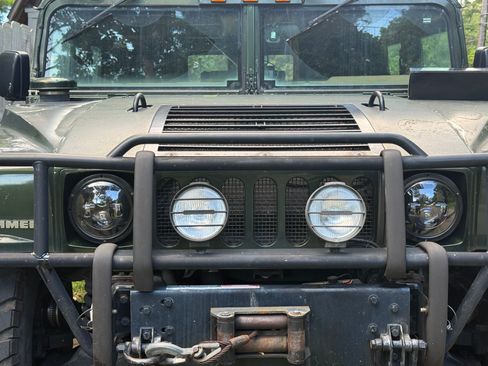 Used 2000 HUMMER H1 4-Door Wagon AWD/4WD image 10