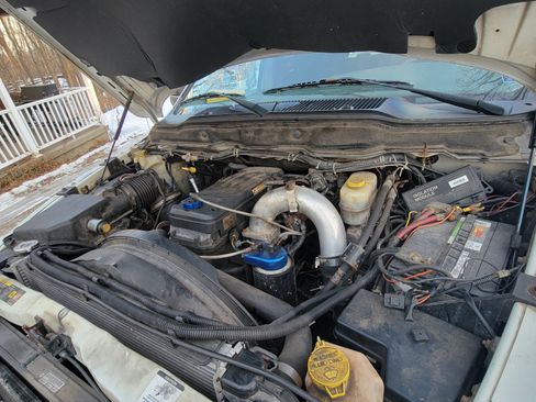 Used 2005 Dodge Ram 2500 Truck SLT w/ Trailer Tow Group image 9