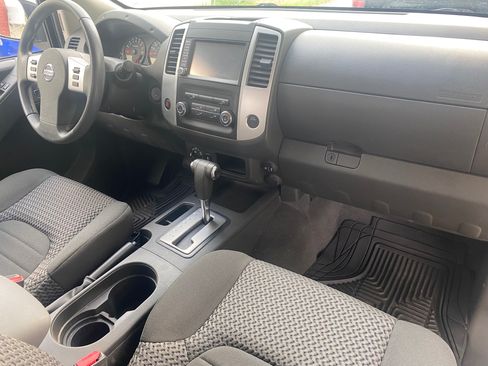 Used 2019 Nissan Frontier SV AWD/4WD image 19
