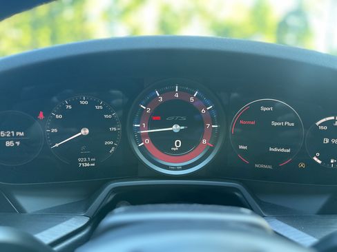 Used 2023 Porsche 911 GT3 RS image 6