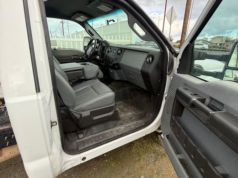 Used 2016 Ford F350 XL w/ Power Equipment Group image 14