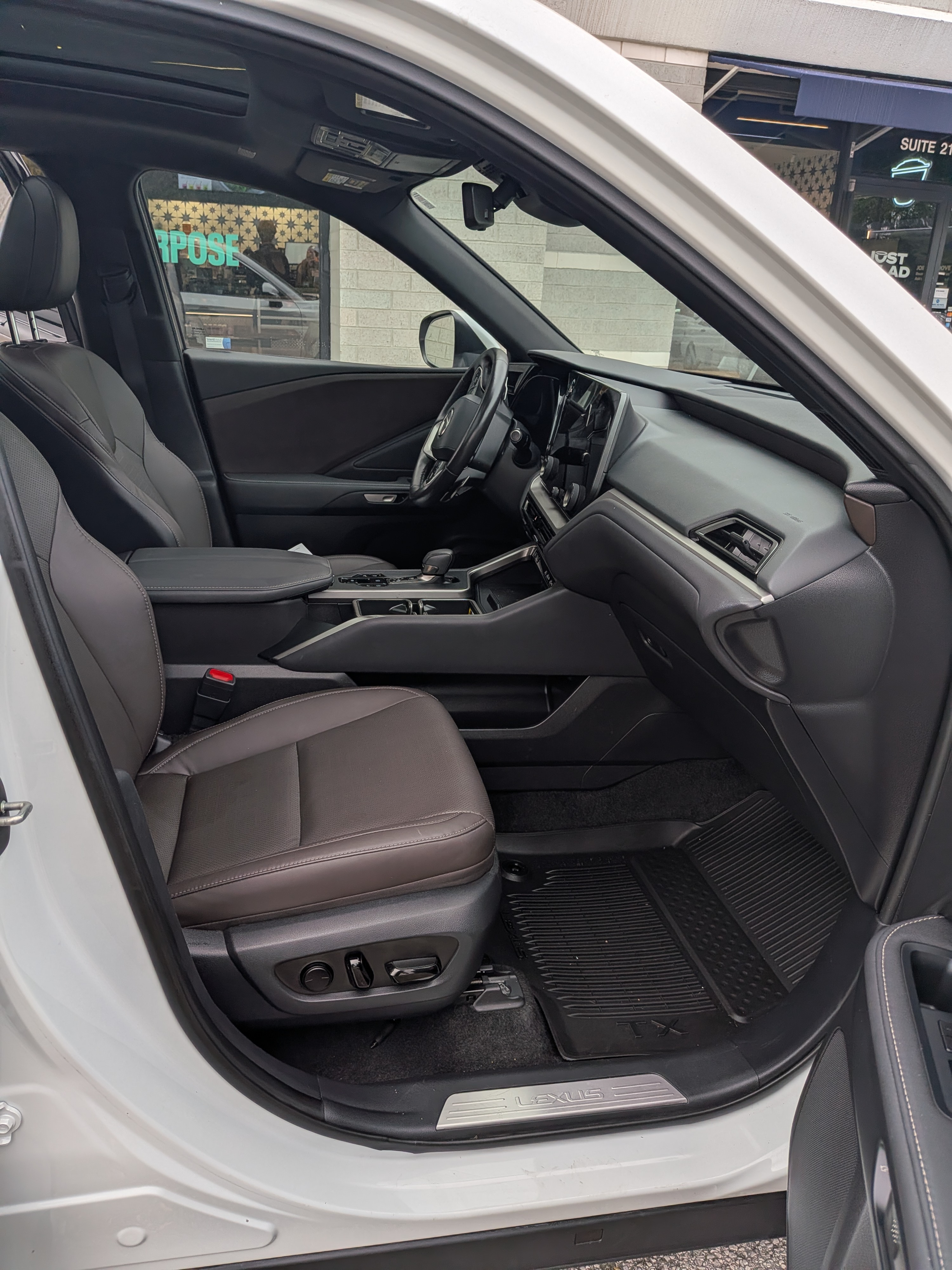 Used 2025 Lexus TX 350 AWD w/ Technology Package image 22