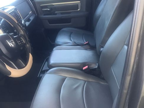 Used 2018 RAM 2500 Big Horn image 24