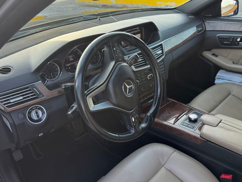 Used 2013 Mercedes-Benz E 350 Sedan image 5