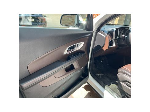 Used 2015 Chevrolet Equinox LTZ image 11