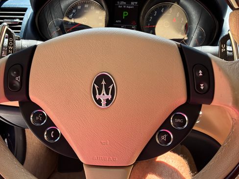 Used 2016 Maserati GranTurismo Convertible RWD image 16