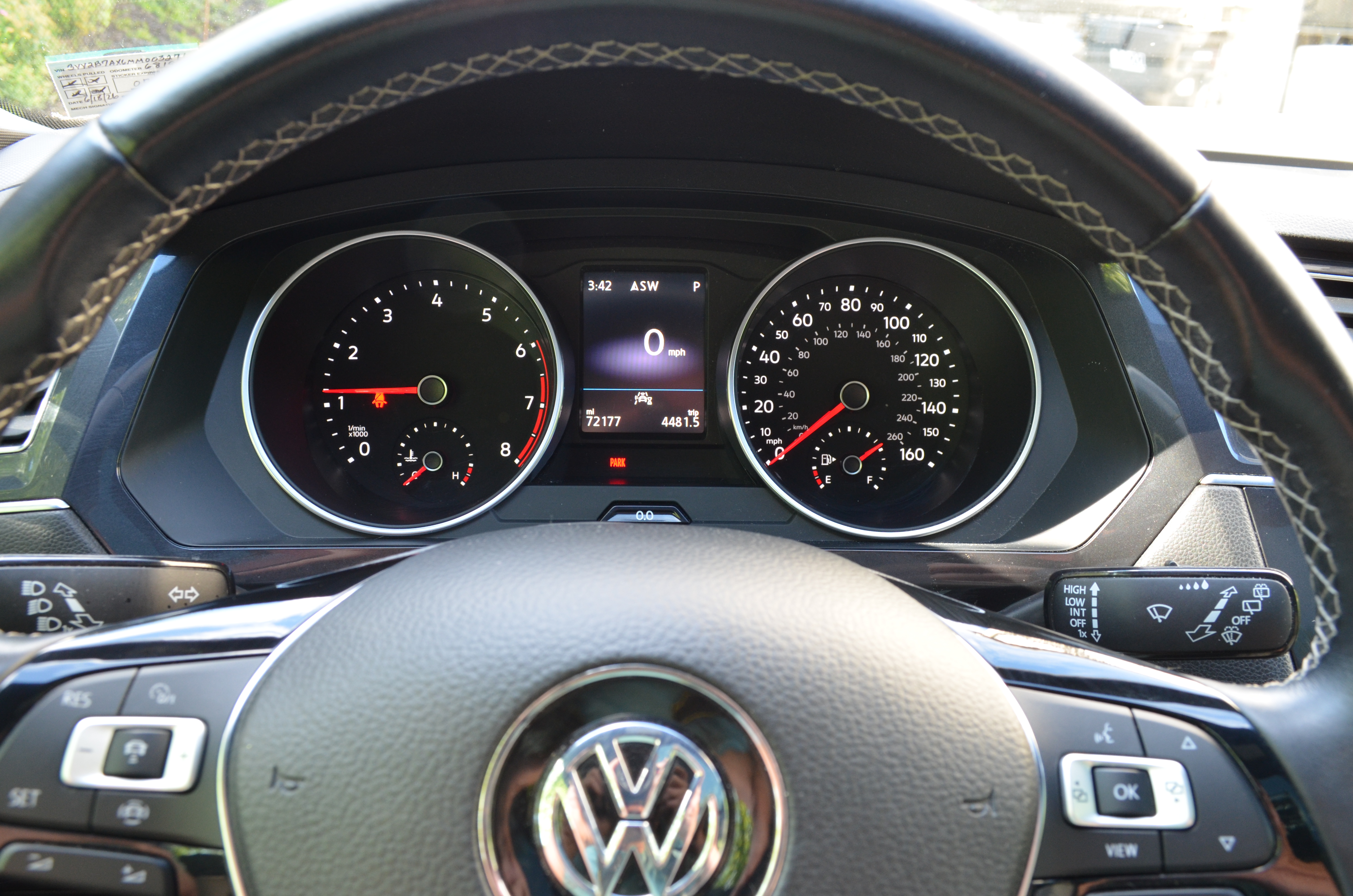 Used 2021 Volkswagen Tiguan SE R-Line AWD/4WD image 13