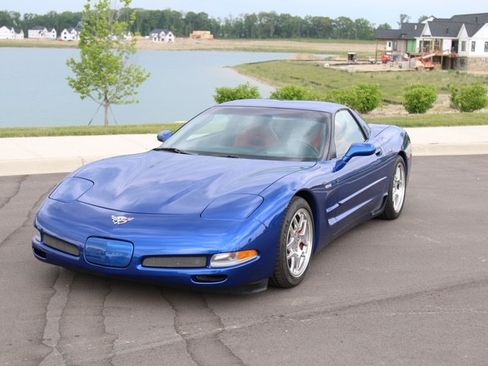 Used 2003 Chevrolet Corvette Z06 w/ Memory Package, 3 Drivers RWD image 4