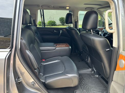 Used 2019 INFINITI QX80 Luxe w/ 22" Wheel Package RWD image 10