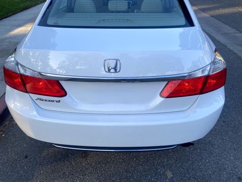 Used 2013 Honda Accord EX image 12