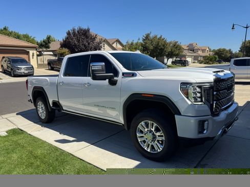 Used 2021 GMC Sierra 2500 Denali w/ Denali Ultimate Package AWD/4WD image 10