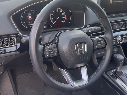 Used 2024 Honda Civic EX-L image 12