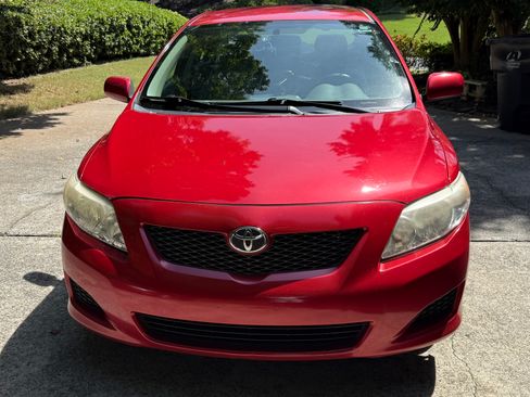 Used 2010 Toyota Corolla LE w/ LE EVP Pkg #1 FWD image 2