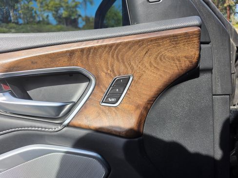 Used 2019 Acura RDX AWD w/ Advance Package image 17