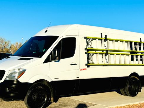 Used 2015 Mercedes-Benz Sprinter 3500 image 31
