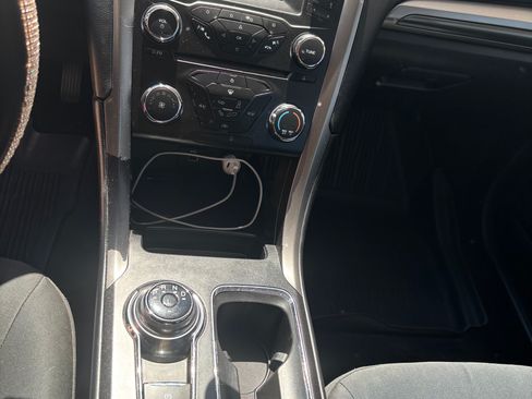 Used 2017 Ford Fusion S w/ Equipment Group 101A image 6