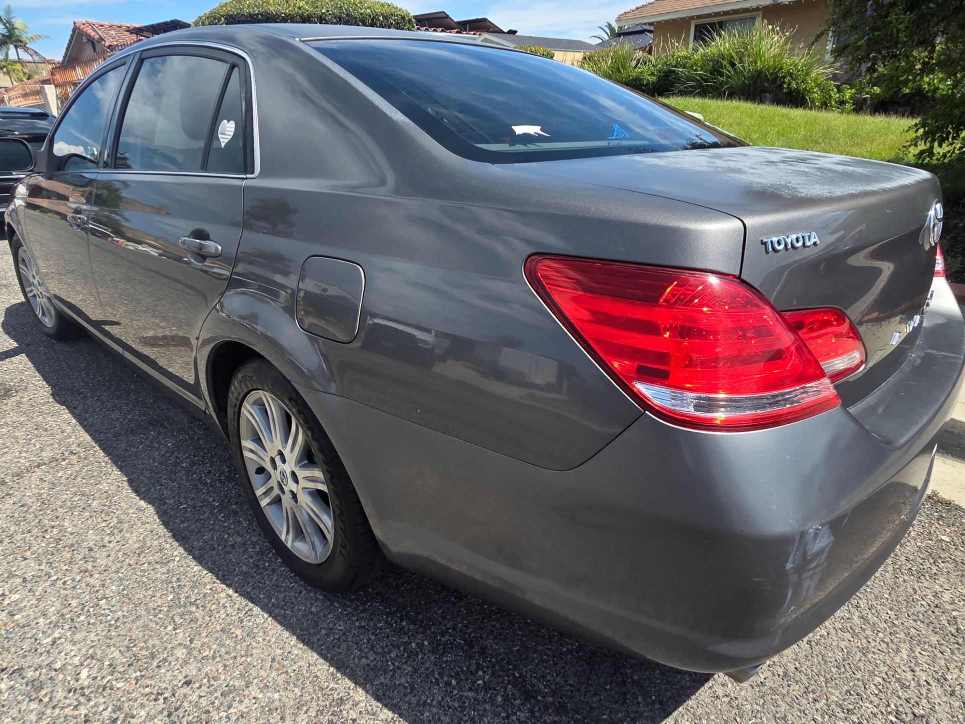 Used 2006 Toyota Avalon Limited FWD image 1