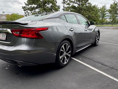 Used 2016 Nissan Maxima Platinum image 15