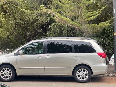 Used 2005 Toyota Sienna XLE