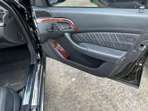 Used 2005 Mercedes-Benz S 600 image 21