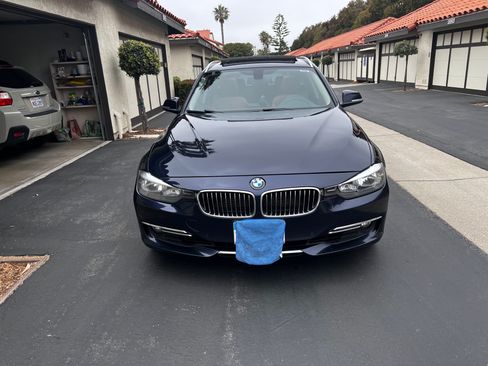 Used 2014 BMW 328i xDrive Wagon AWD/4WD image 5