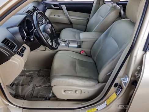 Used 2008 Toyota Highlander Sport w/ Tow Pkg image 11