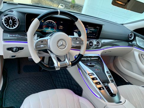 Used 2019 Mercedes-Benz AMG GT 63 S image 2